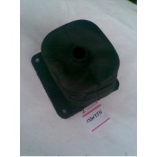 MB163371 MITSUBISHI  CANTER VİTES KOLU ALT KÖRÜK